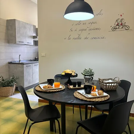 شقة Vesuvio House *