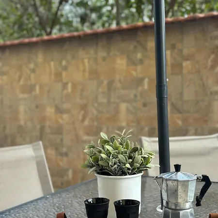 Vesuvio House