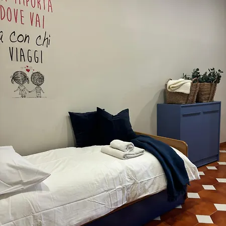 Daire Vesuvio House